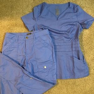 NWOT Jaanuu scrub set